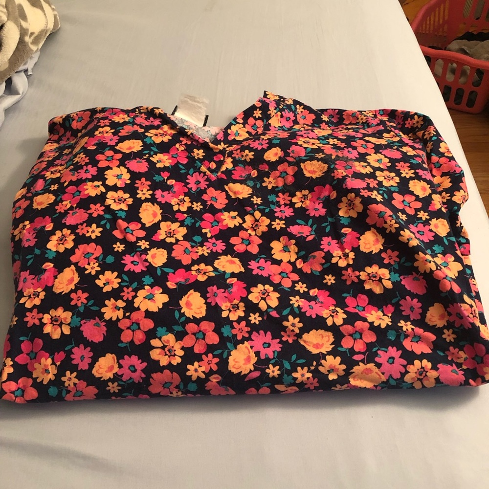 3xl scrub top